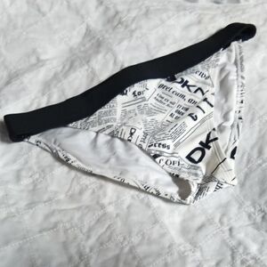 DKNY Woman's Black & White Newspaper Print Bikini Bottom Large